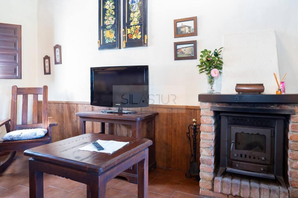 La Casona Del Cura I By Silastur Pravia Exterior photo