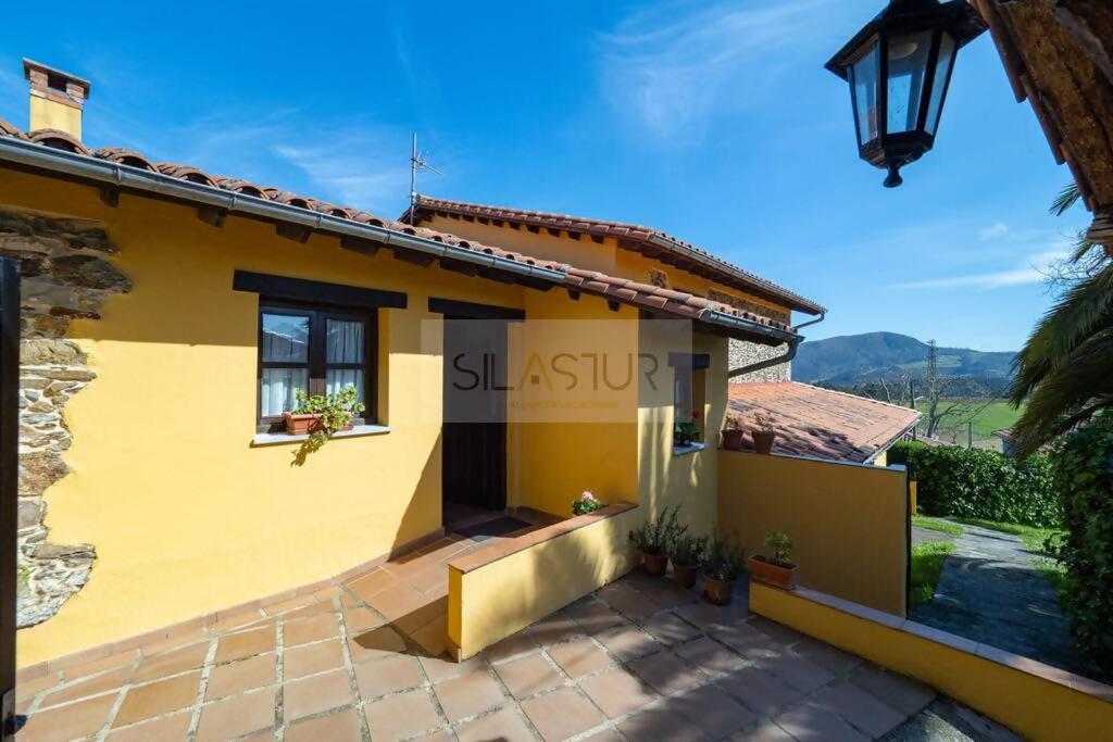 La Casona Del Cura I By Silastur Pravia Exterior photo